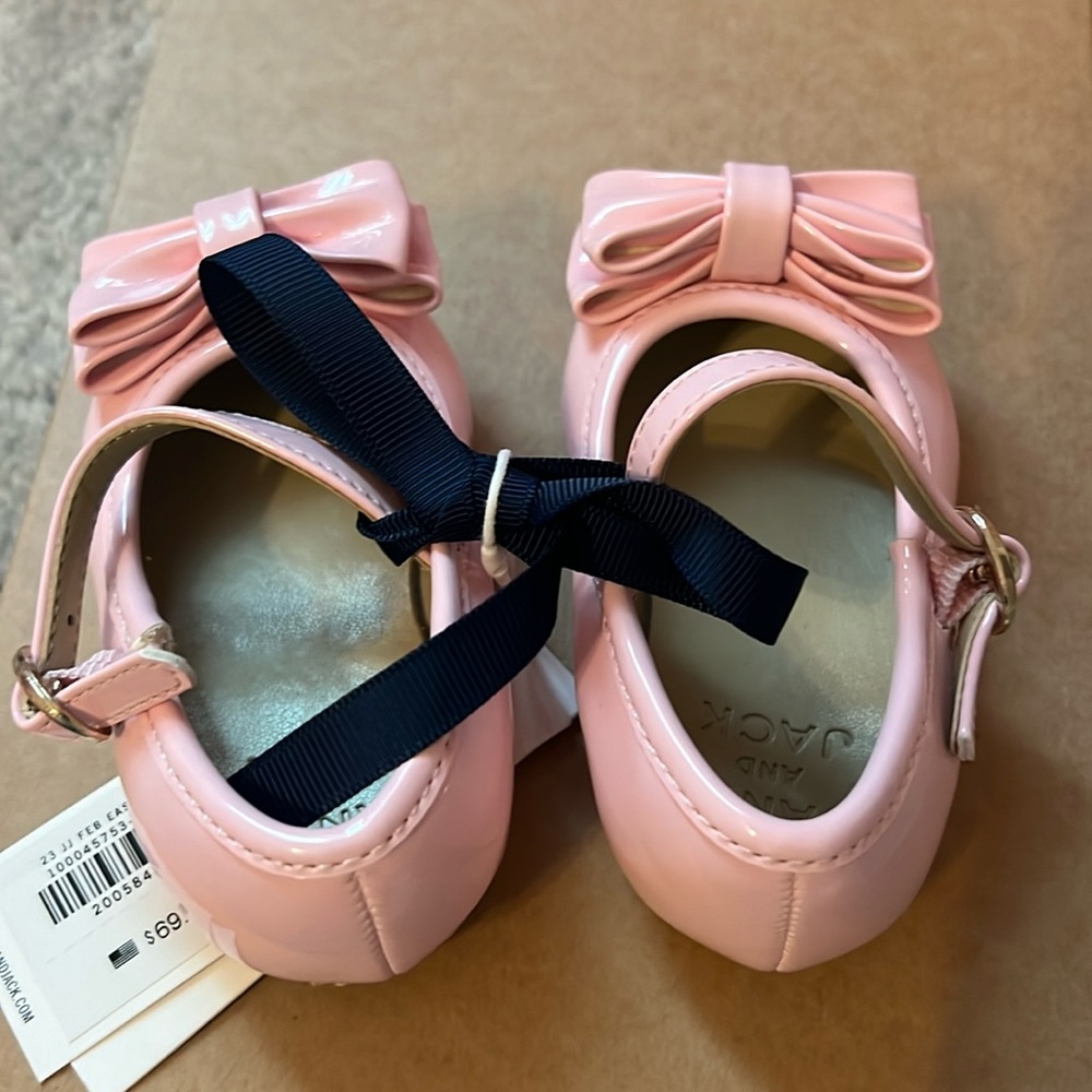 Janie and jack pink patent leather shoes size 4